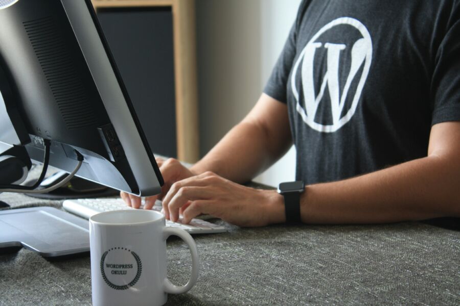 Почему CMS WordPress – Предпочтительный Выбор для Создания и Развития Веб-Сайтов
